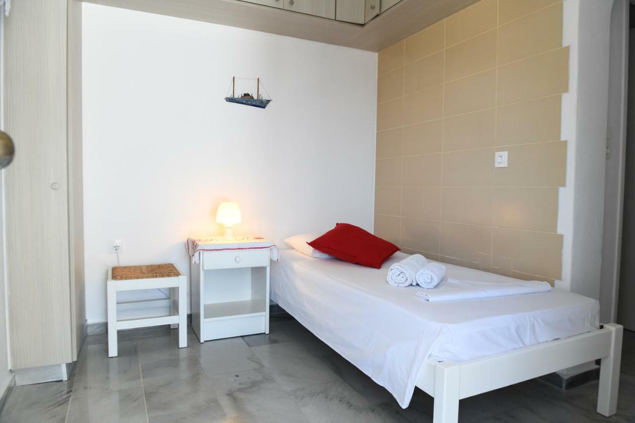 Dryades Family Hotel Дриос Экстерьер фото