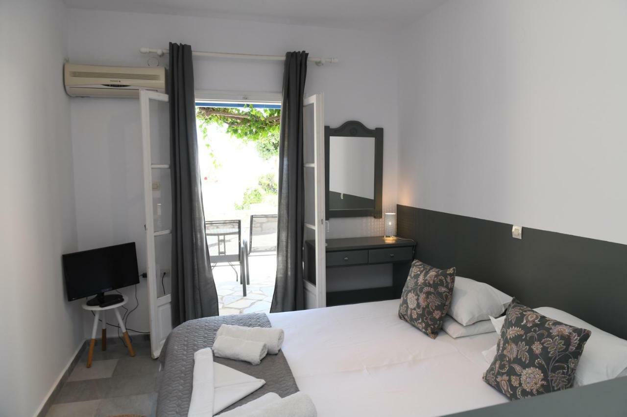 Dryades Family Hotel Дриос Экстерьер фото